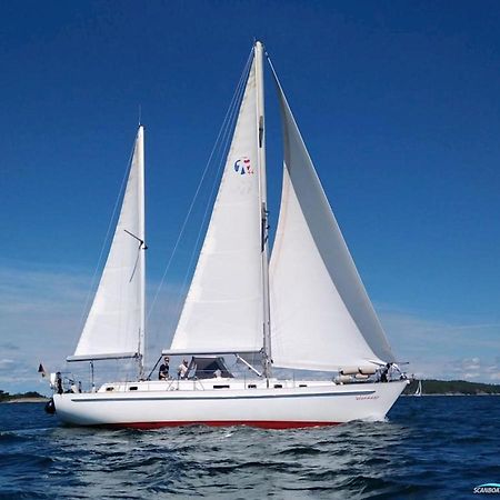 فندق روستوكفي  Besondere Ubernachtung Auf Dem 2 Mast Segelboot Wannago المظهر الخارجي الصورة